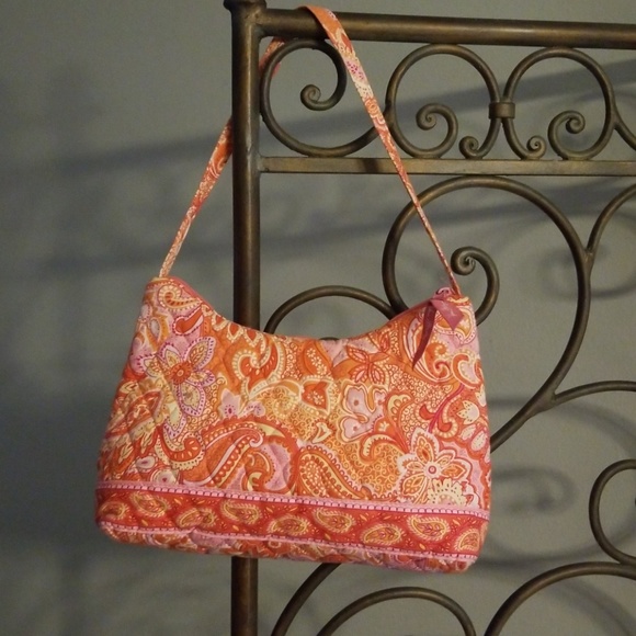 Vera Bradley Handbags - Vera Bradley small purse